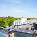 Sky Eden Binz